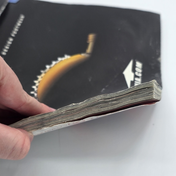 Stuff Magazine October 2002 Paulina Rubio Issue - Picture 7 of 12